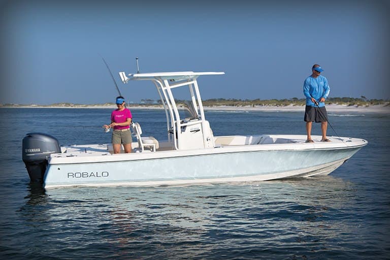 Robalo releases the New 246 Cayman!