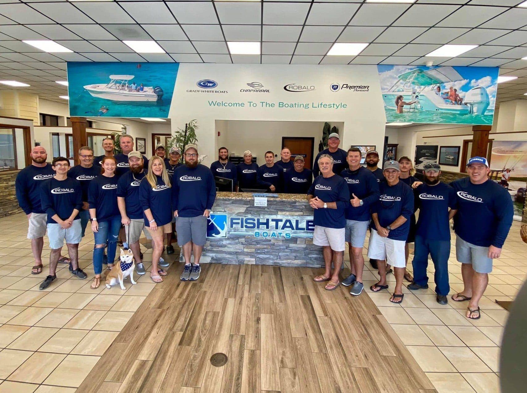 SW Florida Boat Dealer Wins Back-to-Back Global Award