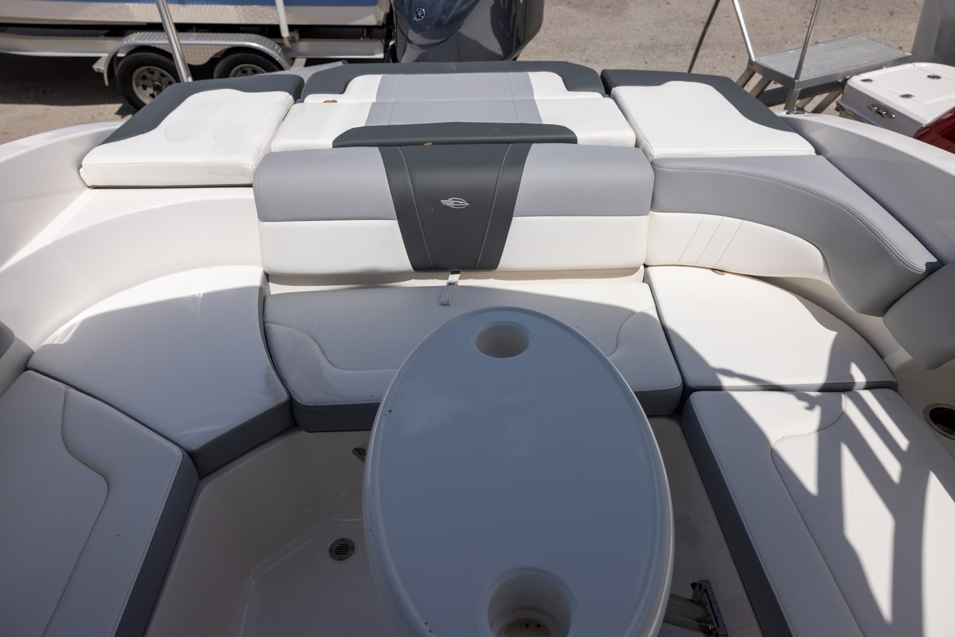2024 Chaparral 23 SSI OB — image 11