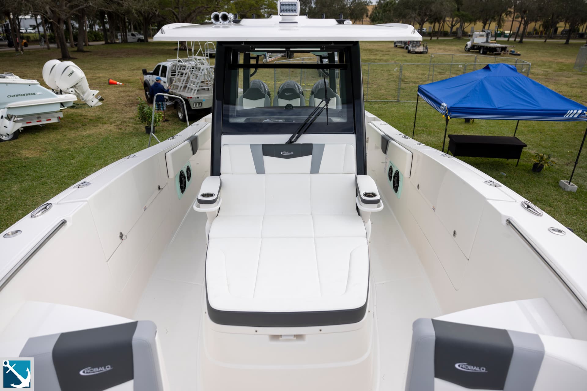 2024 Robalo R360 — image 19