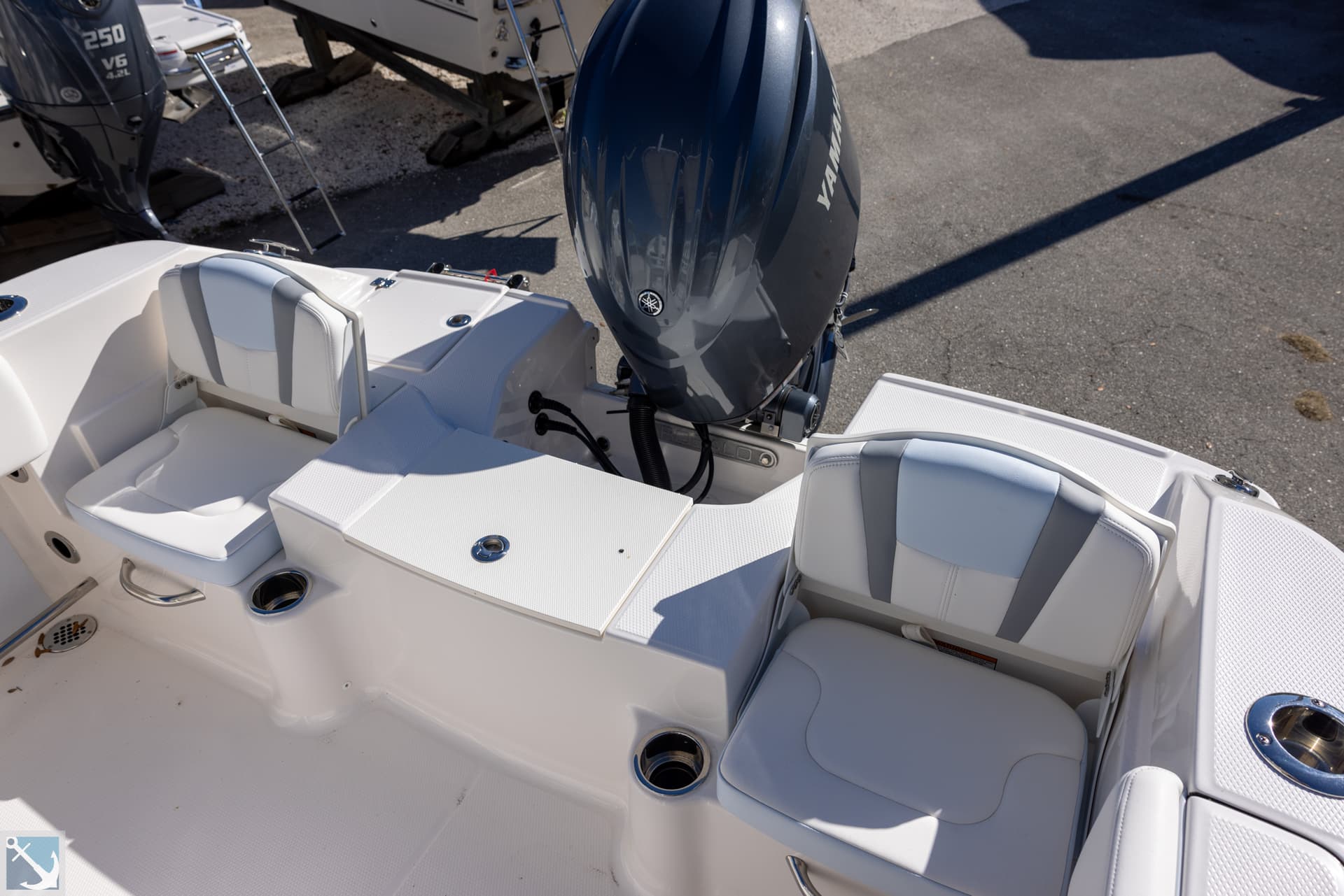 2025 Robalo R200 — image 4