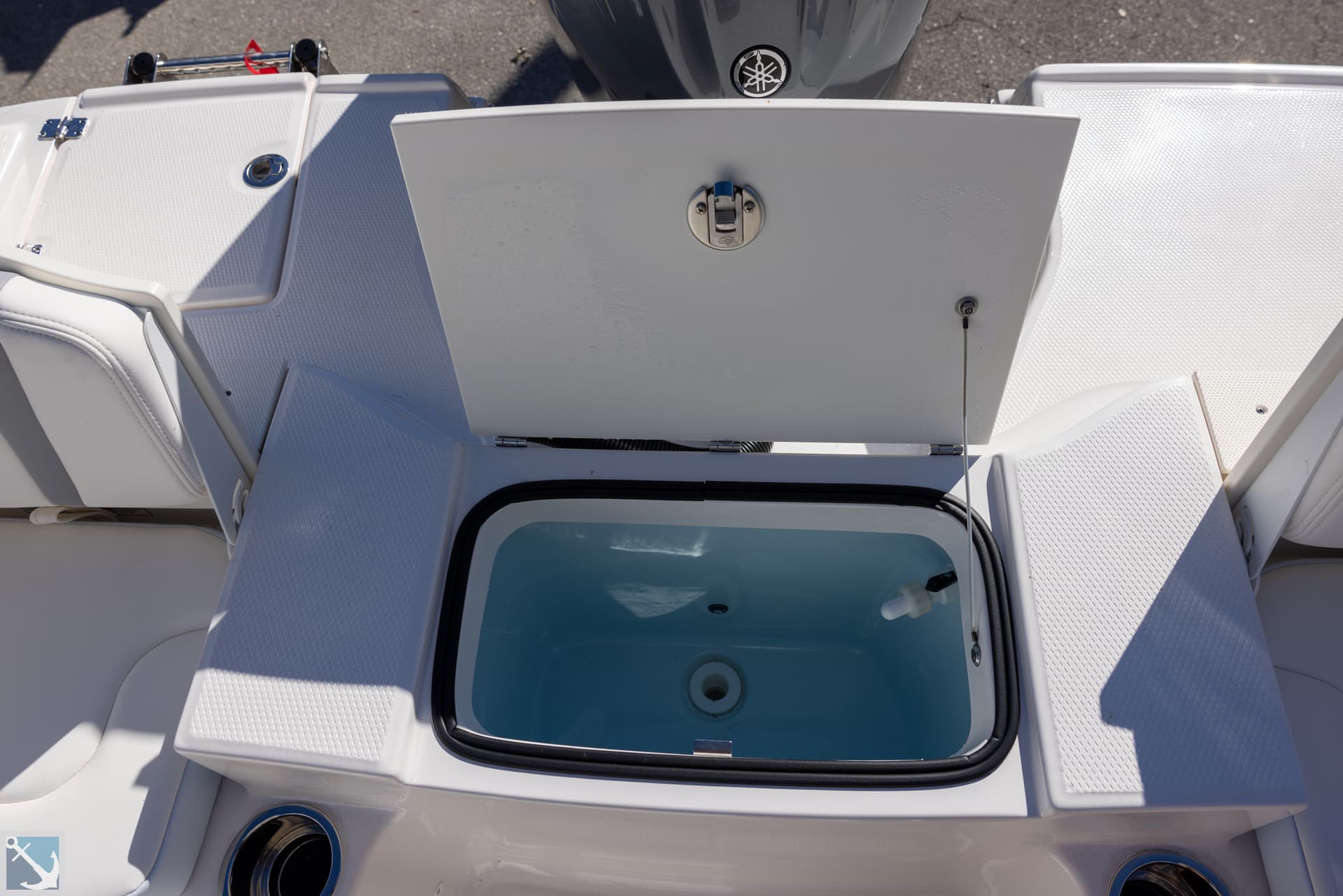 2025 Robalo R200 — image 13