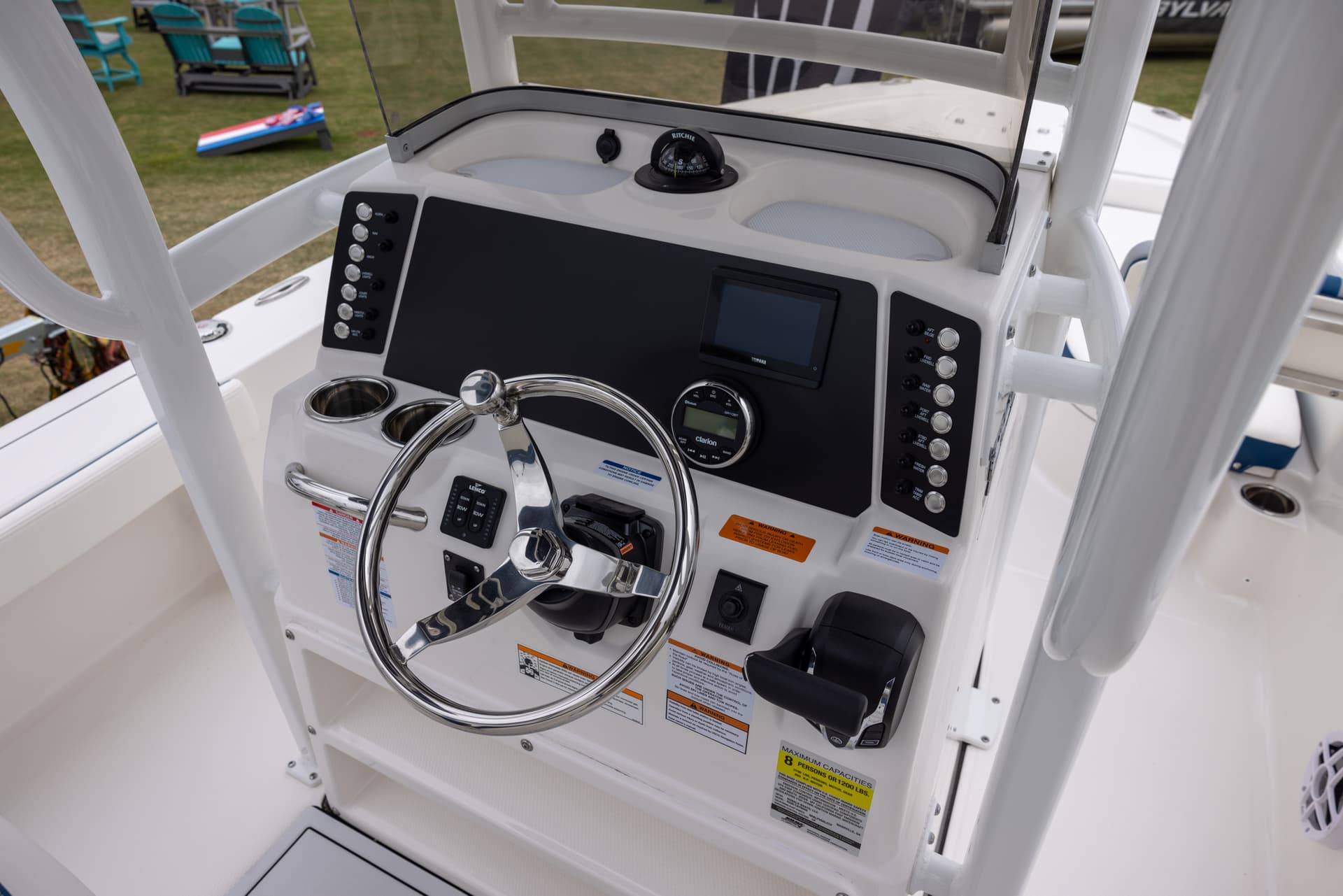 2025 Robalo 226 Cayman — image 13