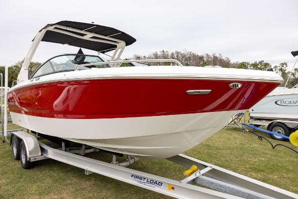 2025 Chaparral 250 OSX — image 2