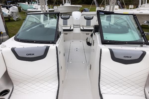 2025 Chaparral 250 OSX — image 18