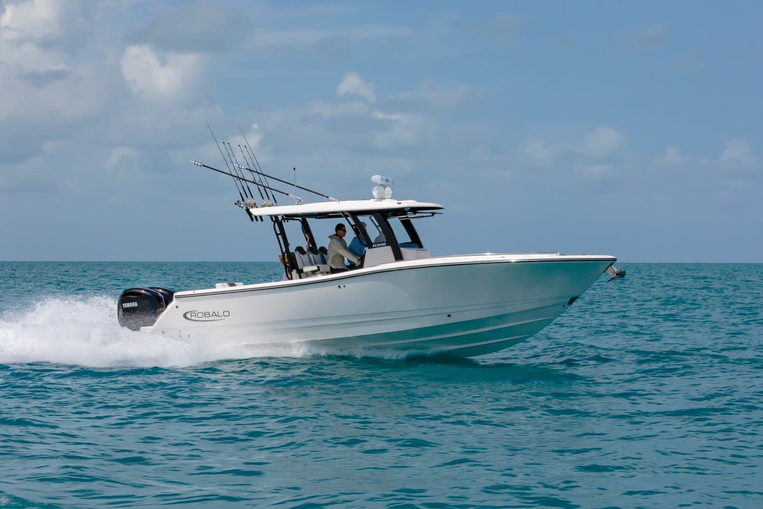 2026 Robalo R300CC — image 16