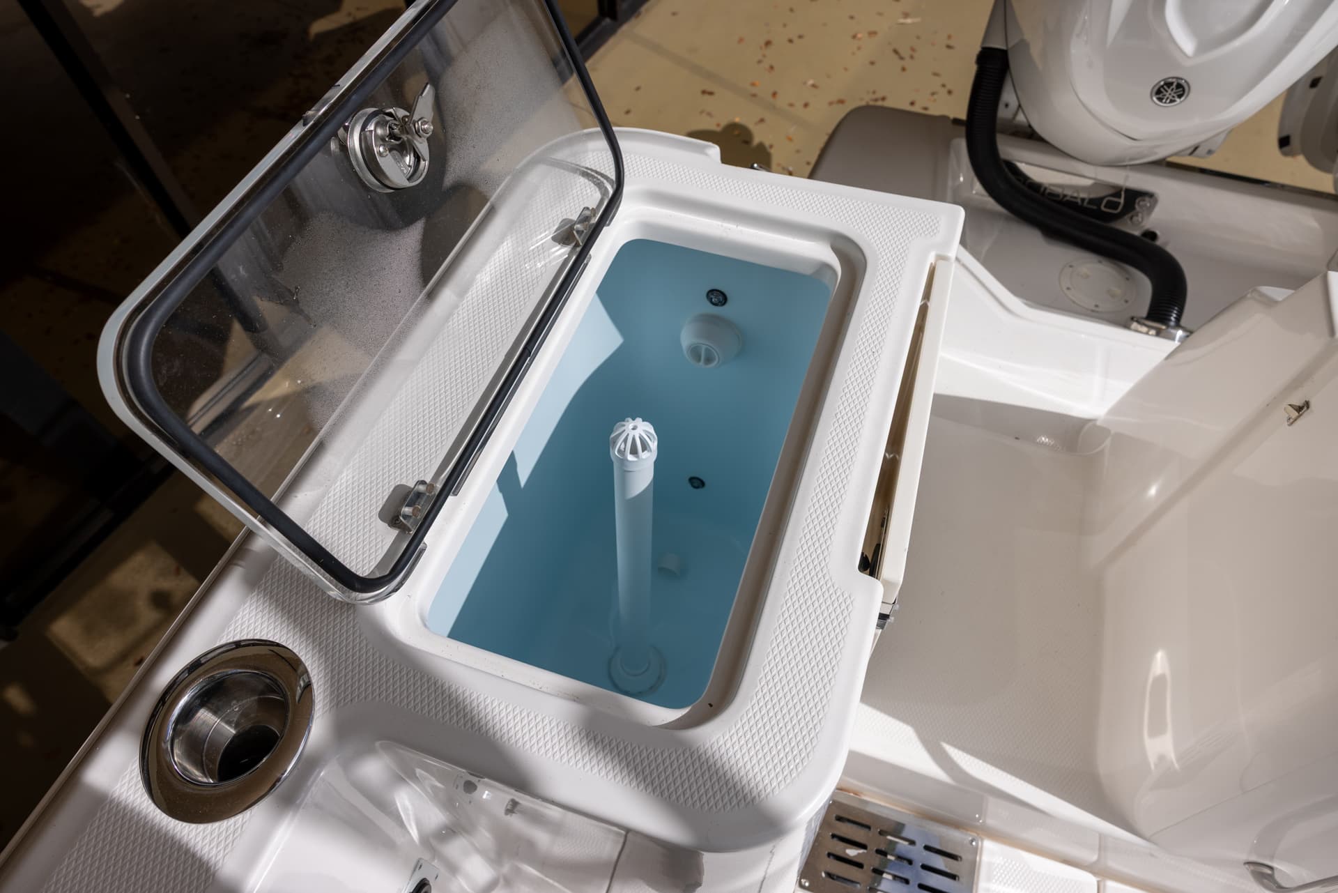 2026 Robalo R360 — image 17