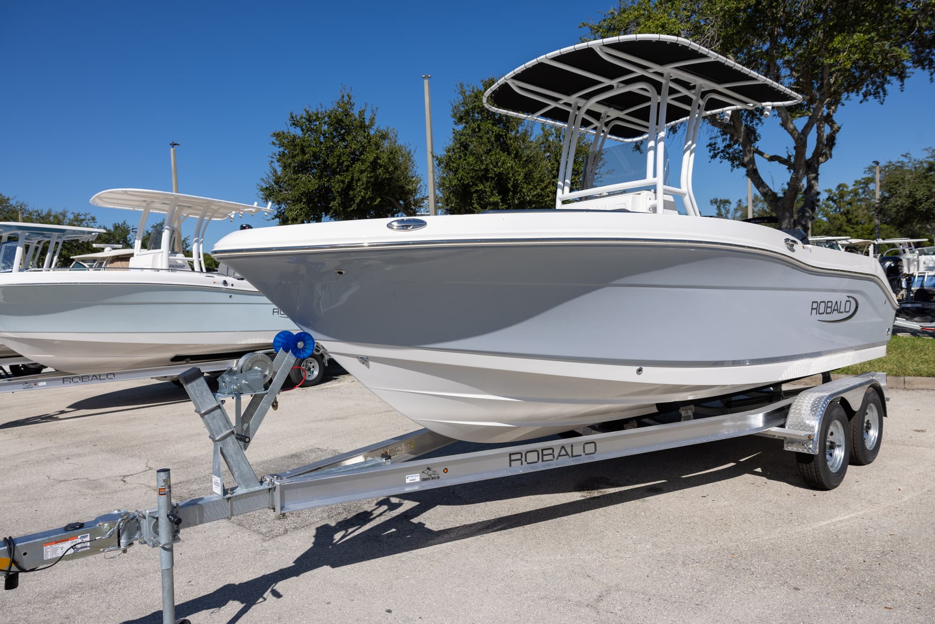 2026 Robalo R202EX — image 4