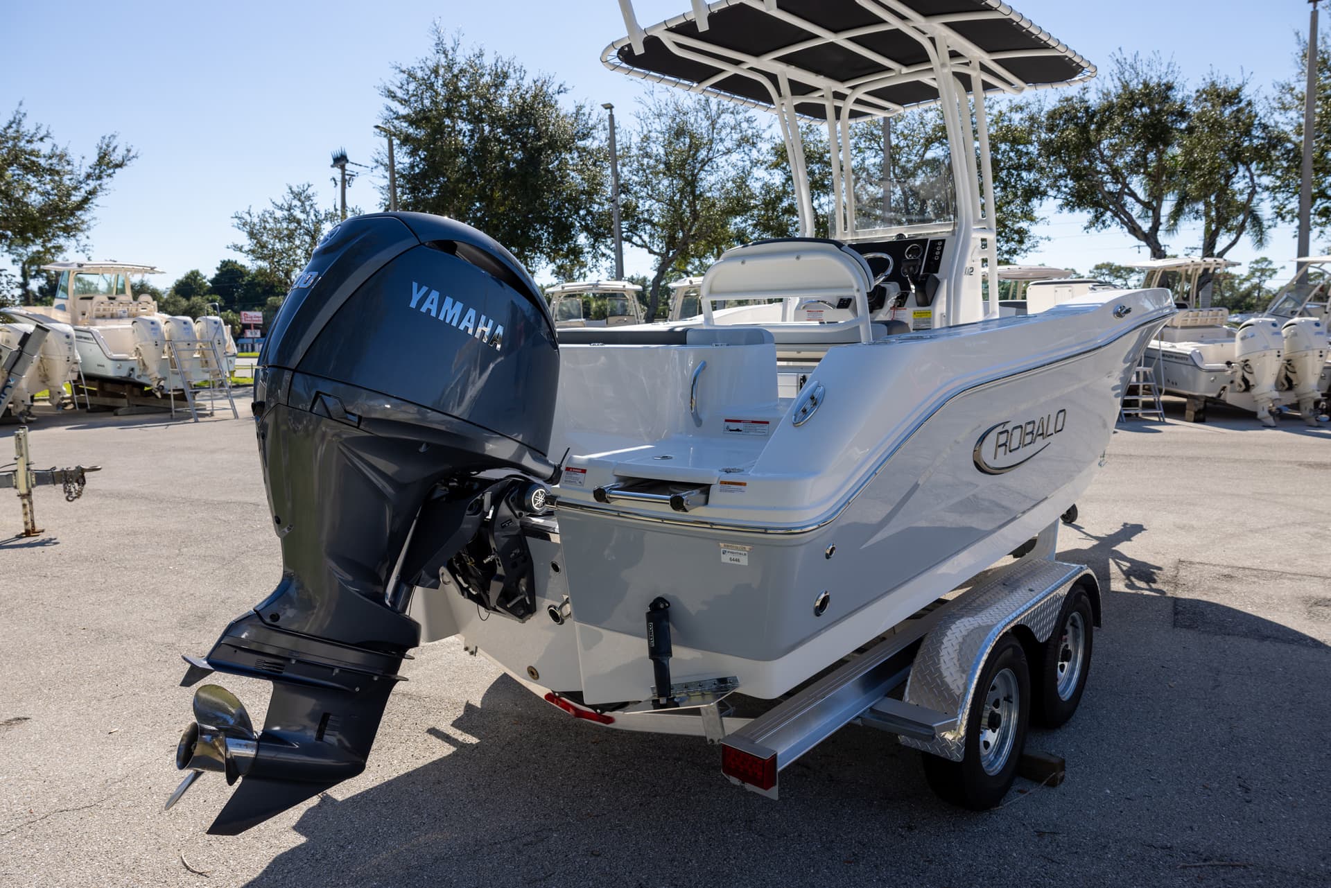 2026 Robalo R202EX — image 5