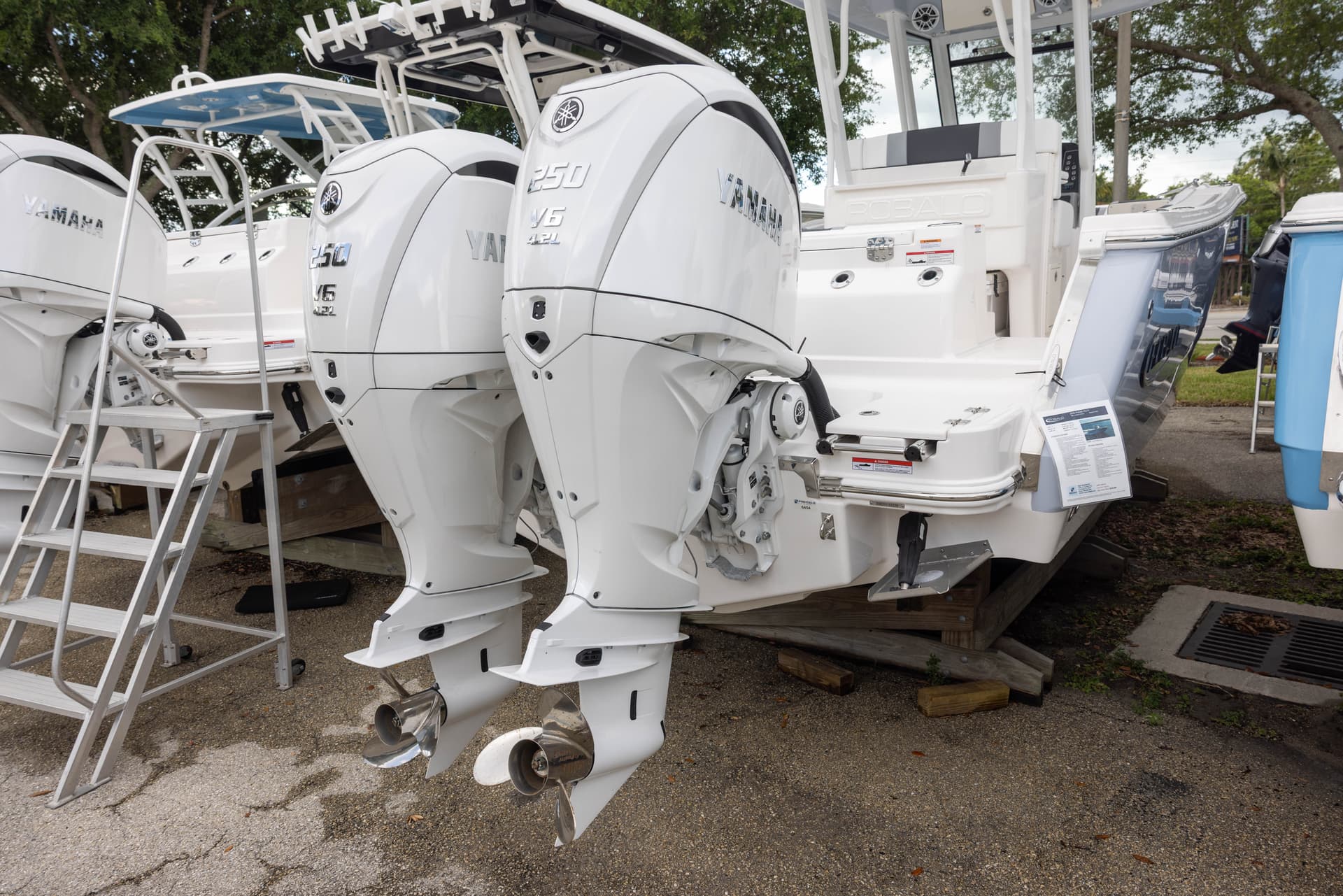 2026 Robalo R270 — image 2