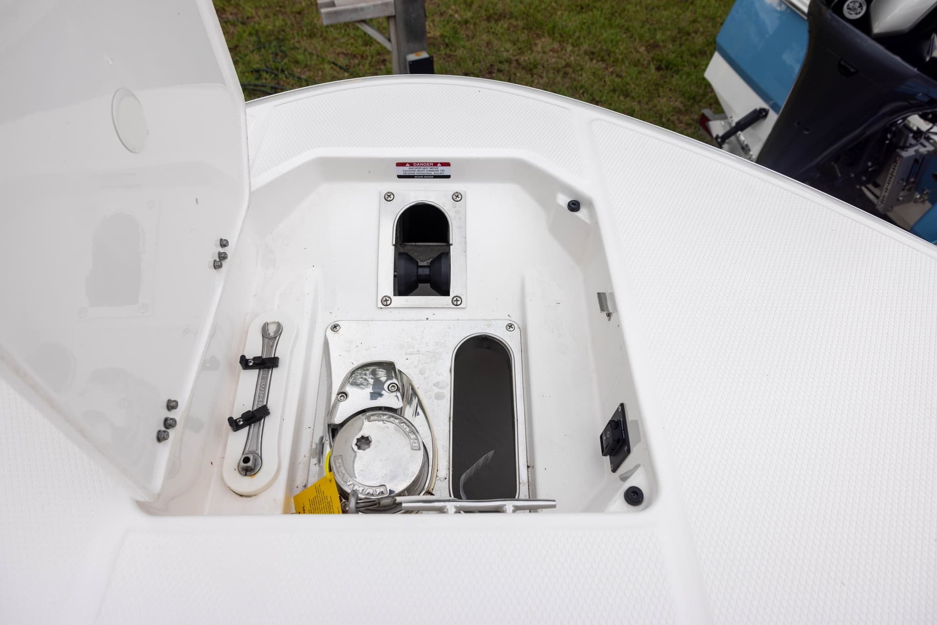 2026 Robalo R270 — image 4