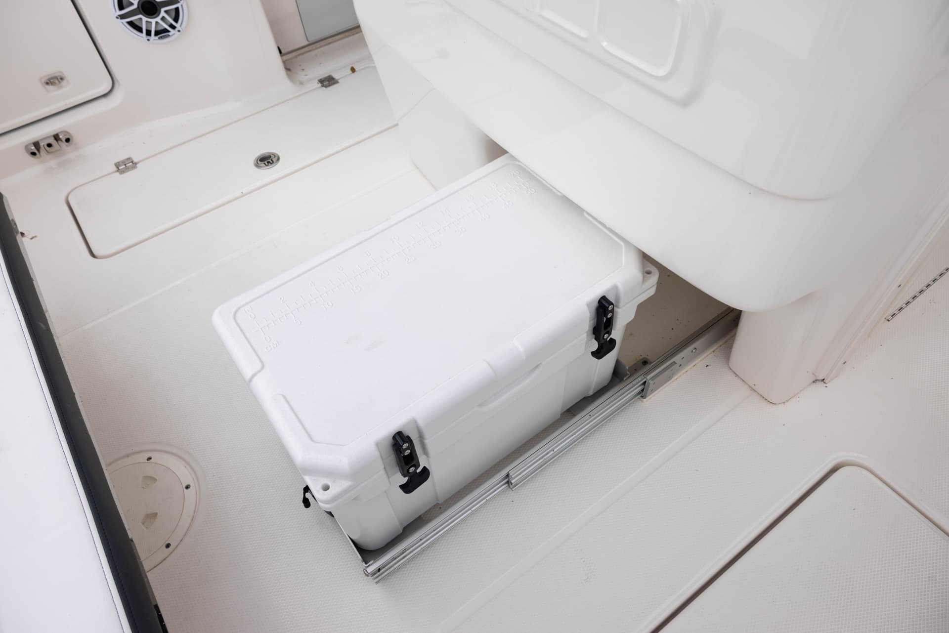 2026 Robalo R270 — image 5