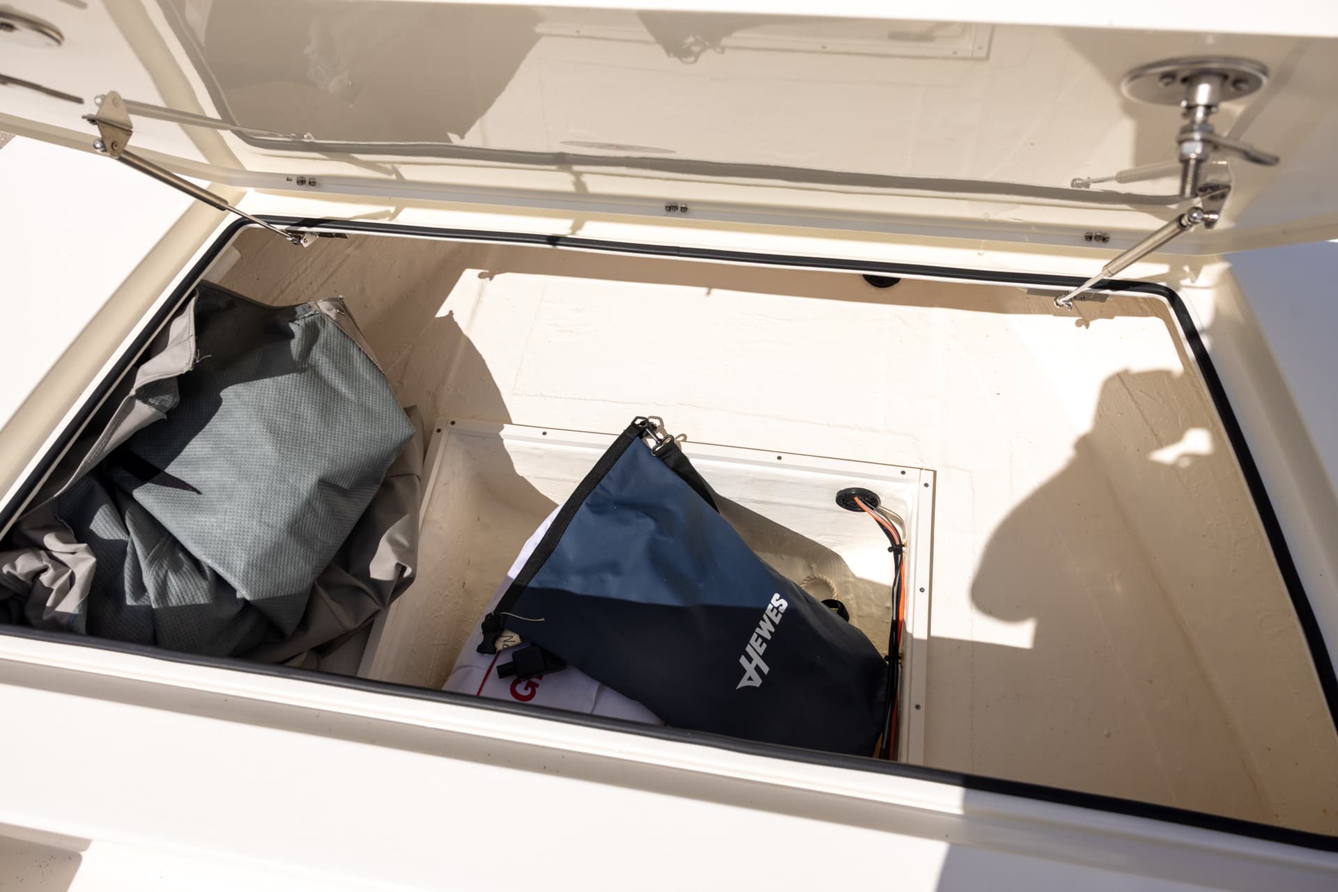 2025 Hewes 21 Redfisher — image 4