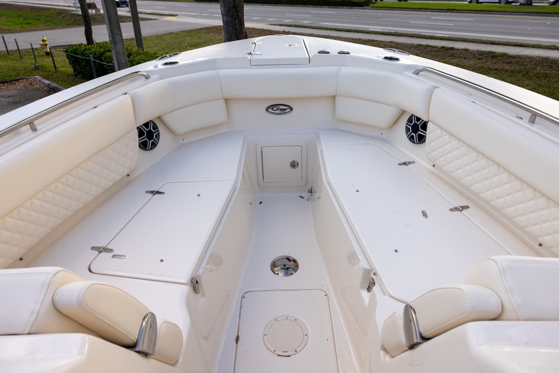 2026 Grady-White Freedom 307 — image 13