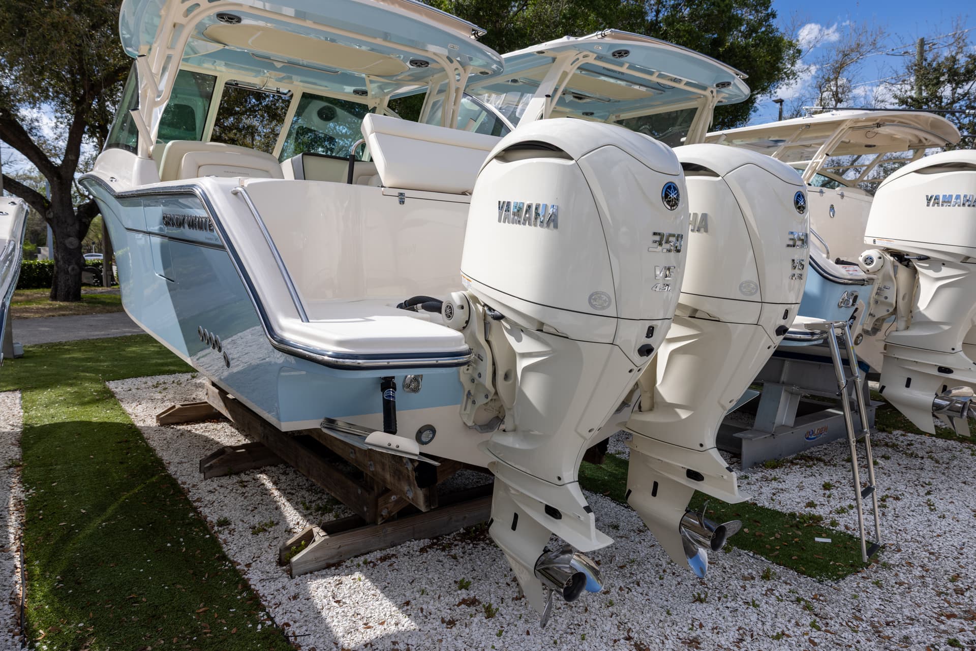 2026 Grady-White Freedom 325 — image 3