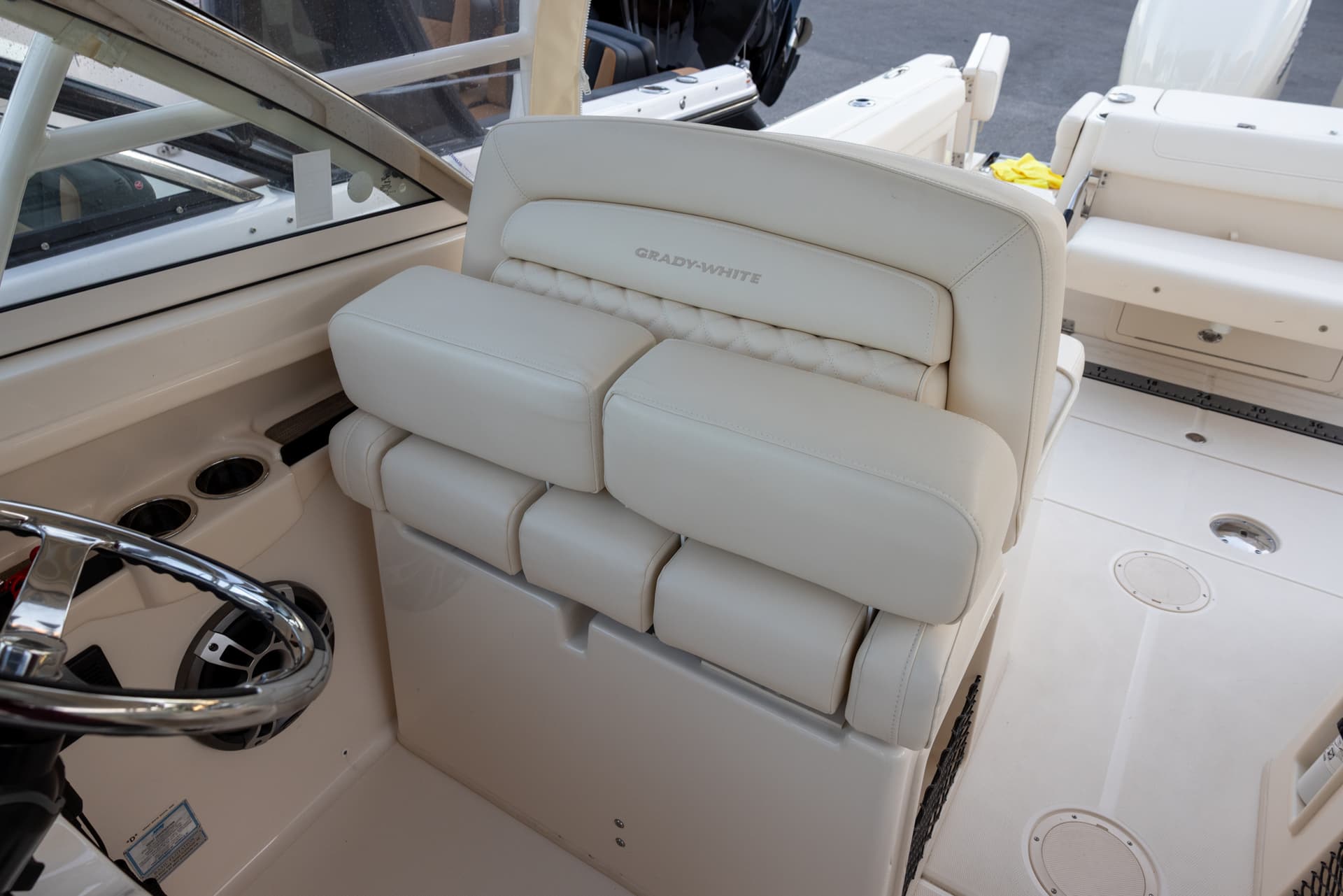 2024 Grady-White Freedom 307 — image 10