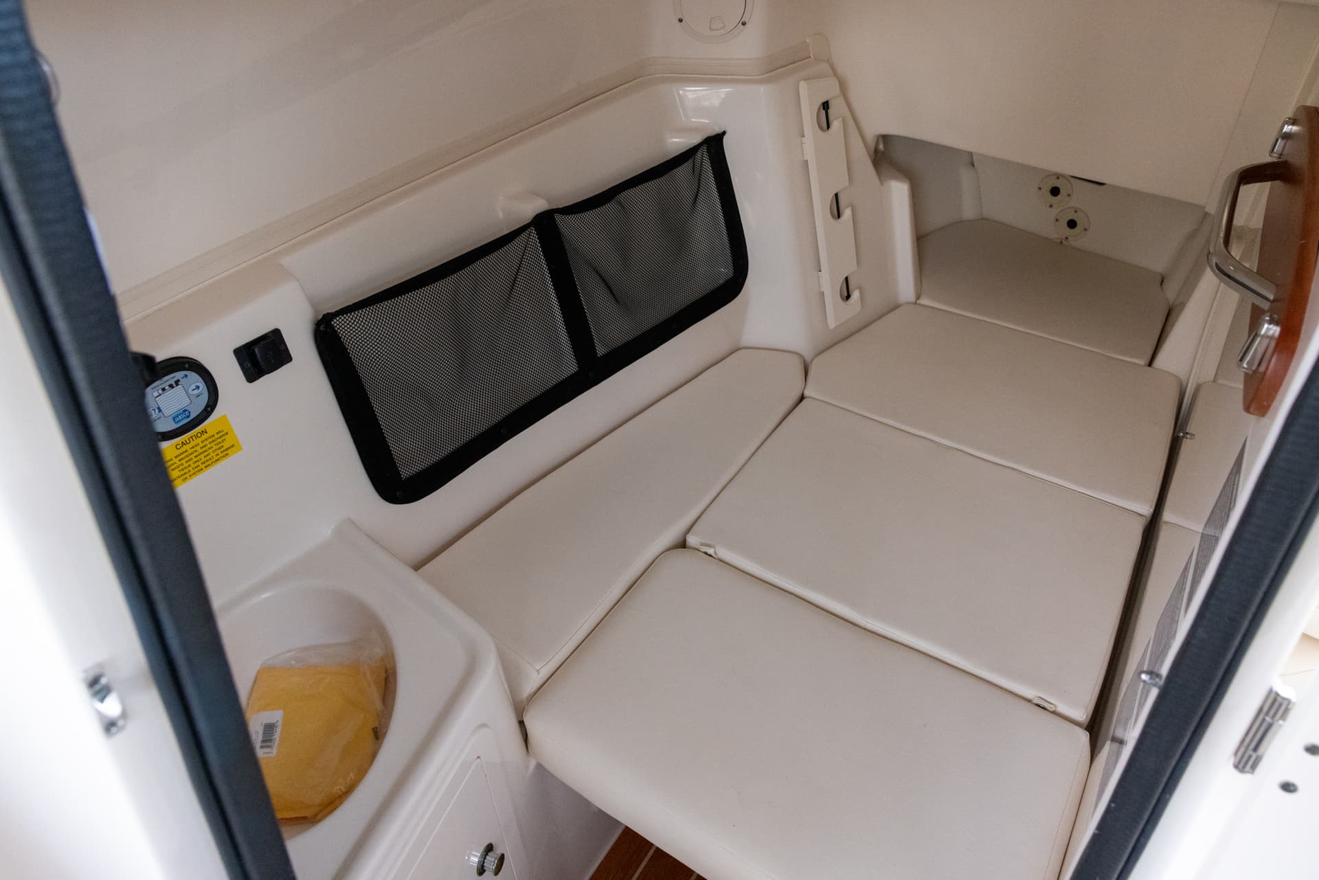 2024 Grady-White Freedom 307 — image 12