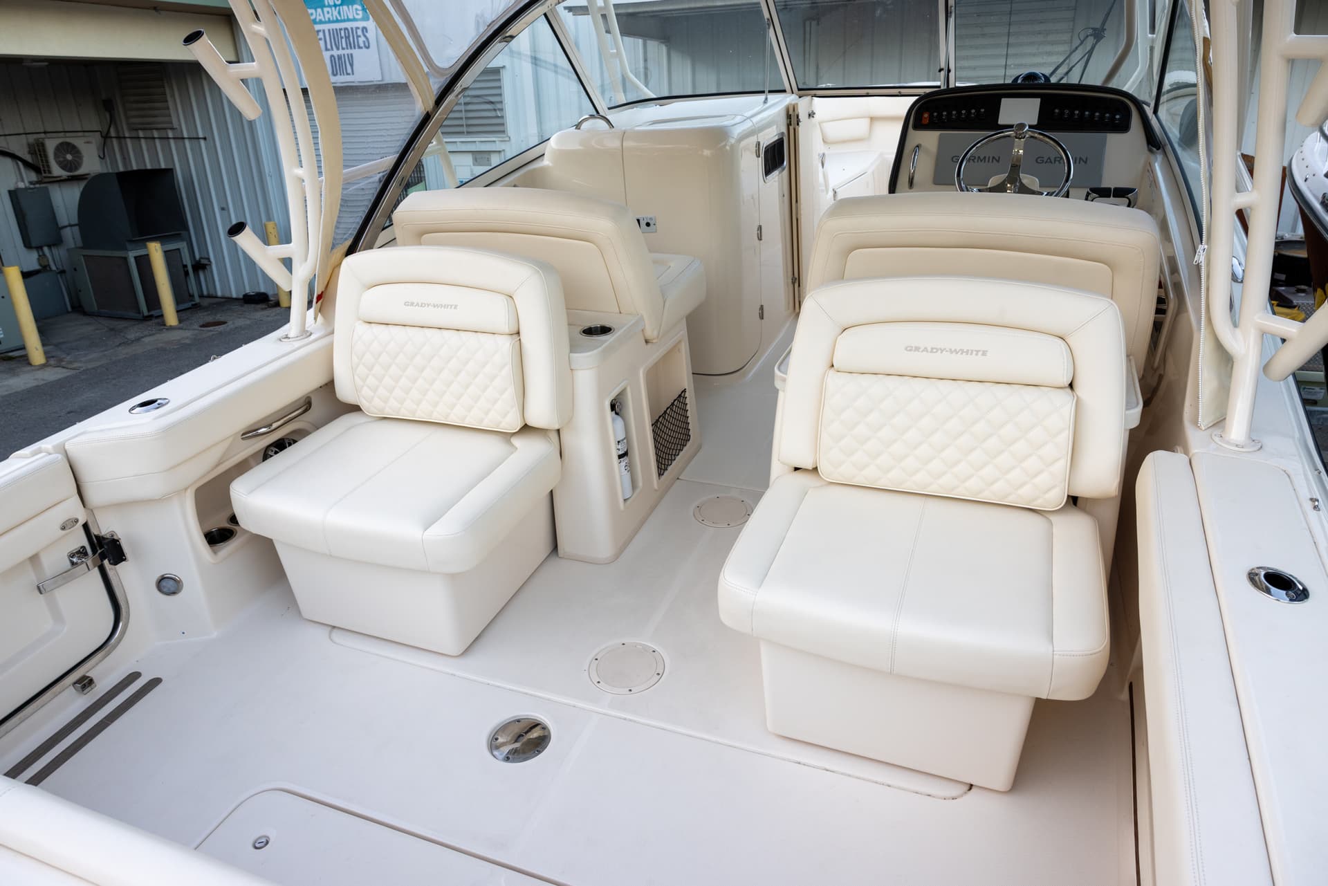 2024 Grady-White Freedom 307 — image 18