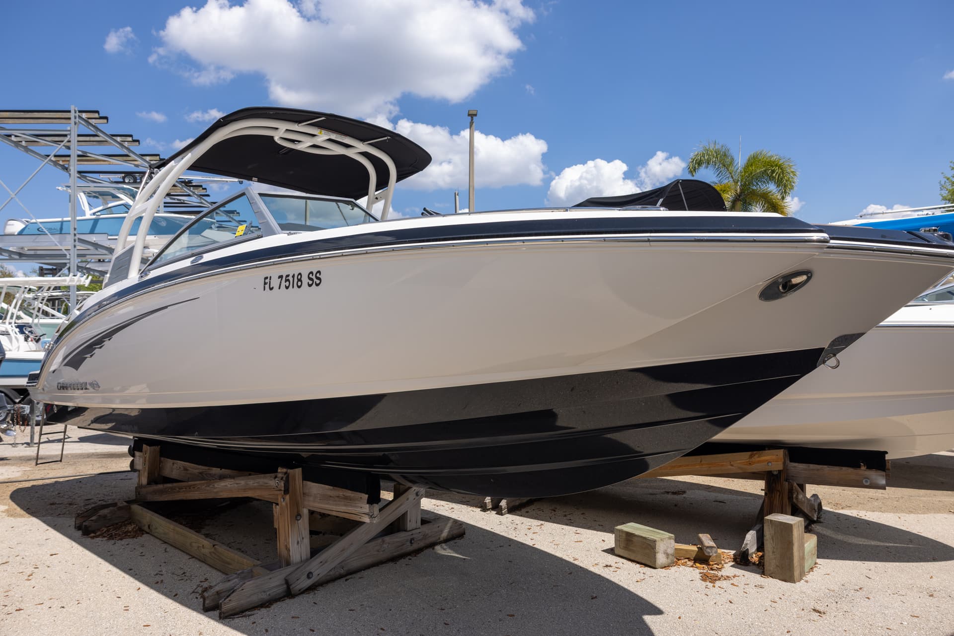 2018 Chaparral 264 Sunesta — image 1