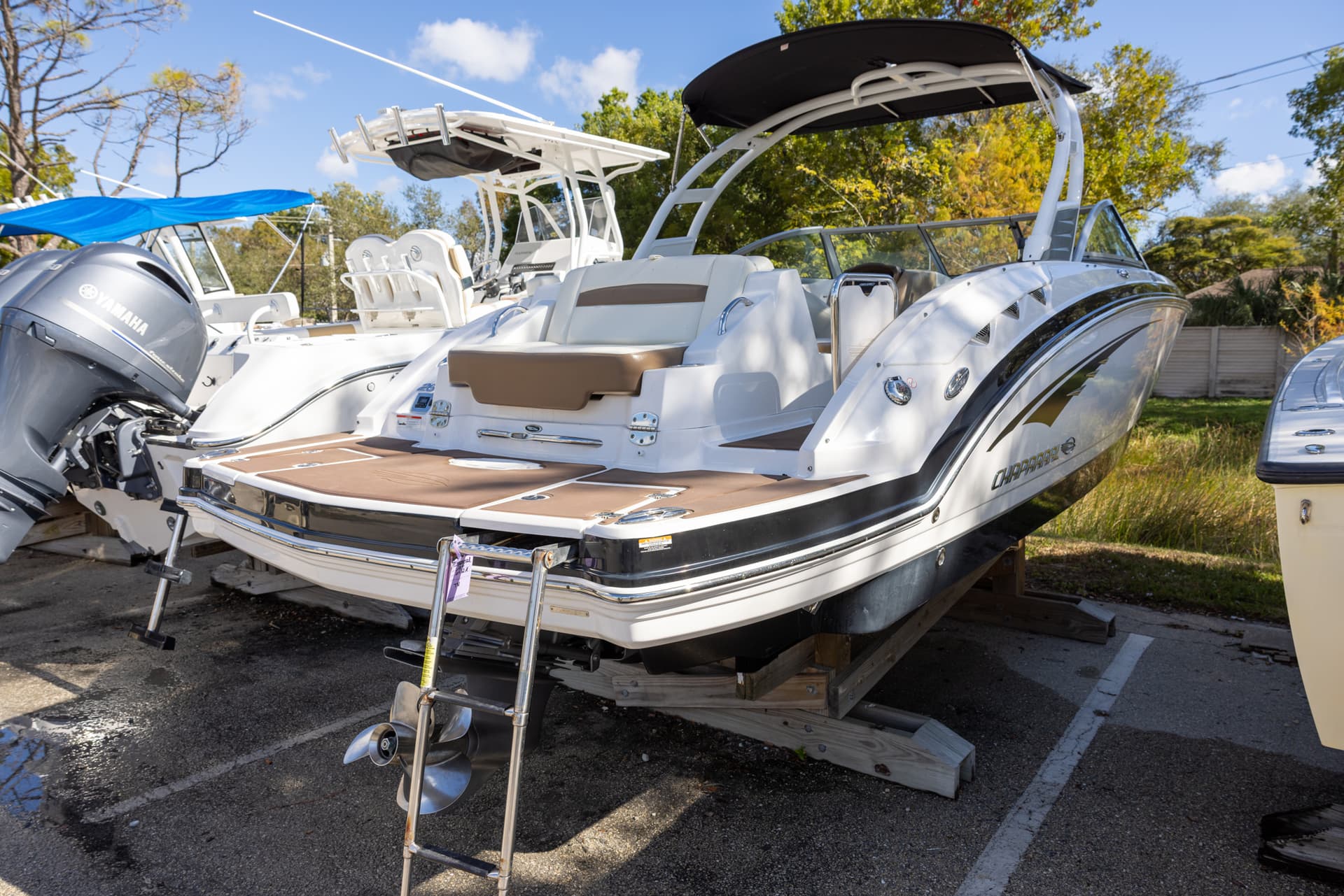 2018 Chaparral 264 Sunesta — image 3