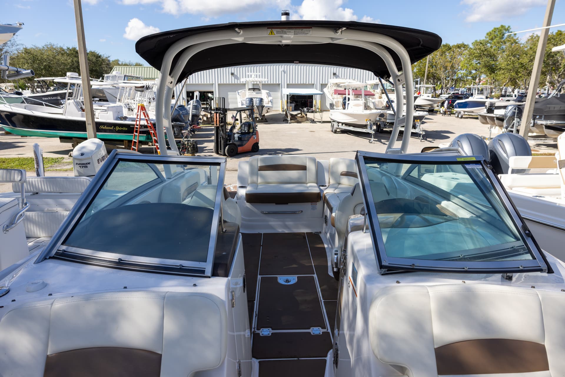 2018 Chaparral 264 Sunesta — image 9