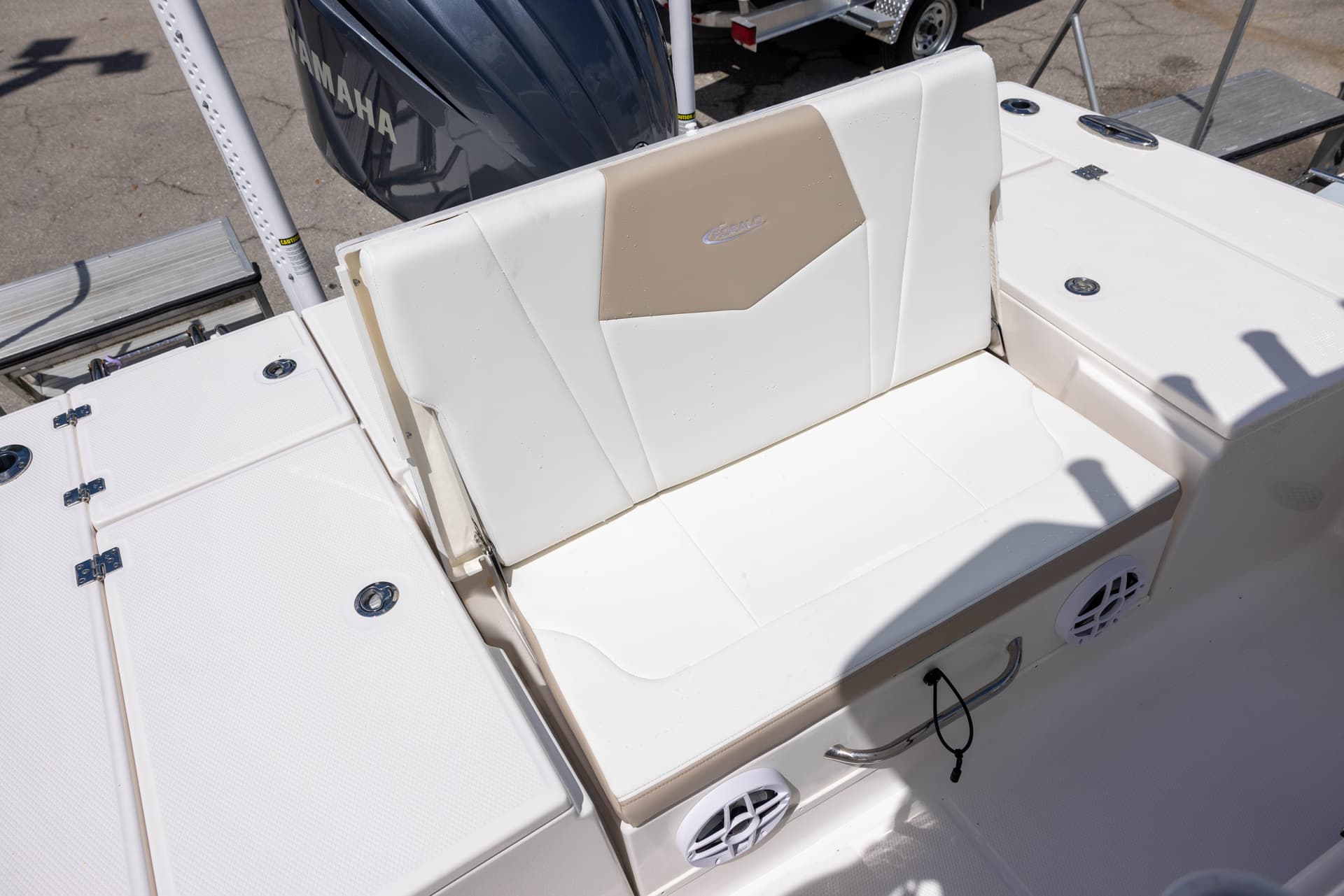 2025 Robalo 246 Cayman — image 14