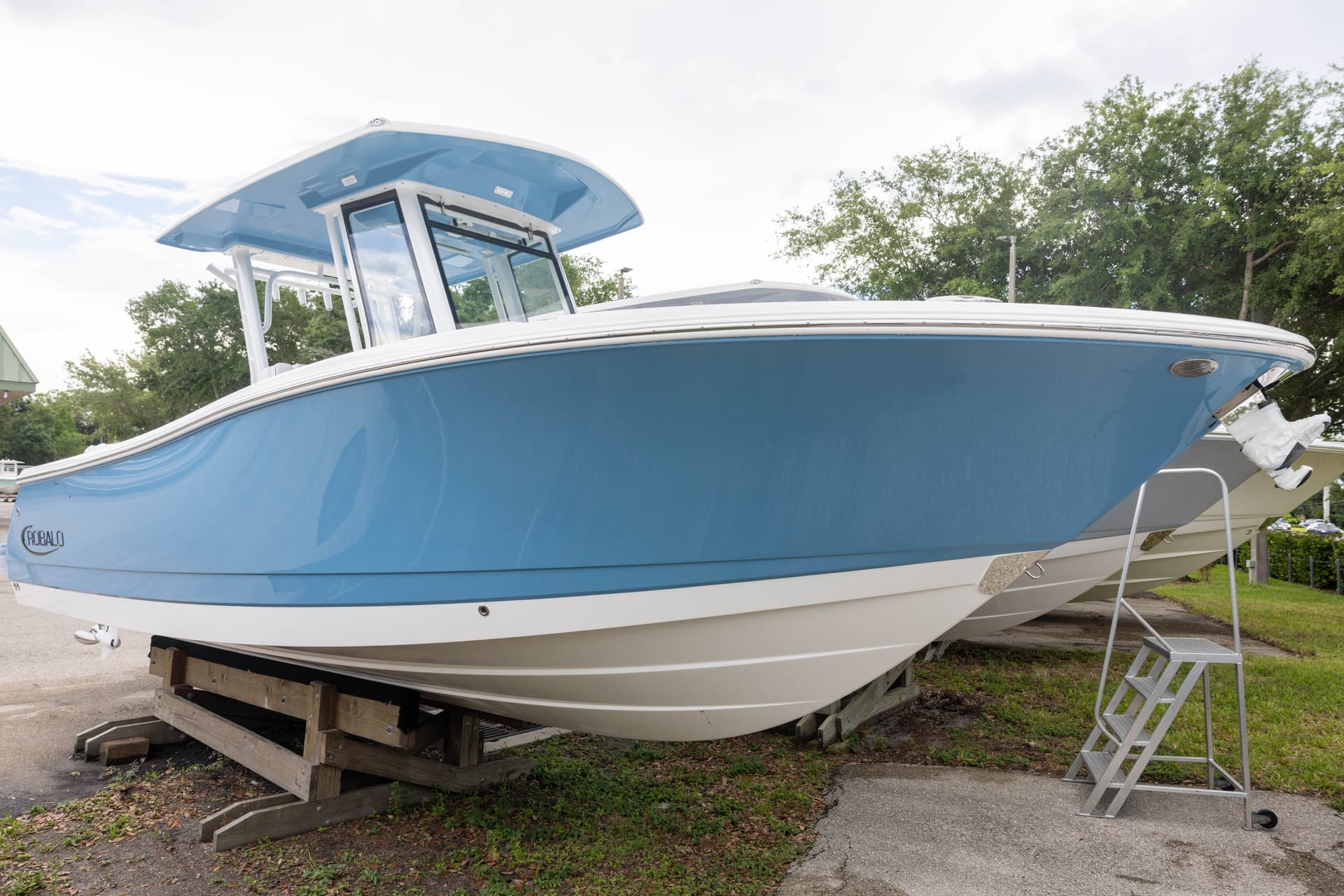 2026 Robalo R270