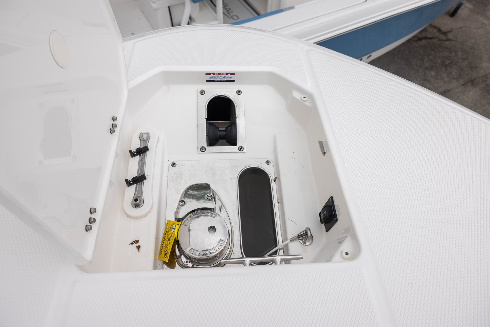 2026 Robalo R270 — image 10