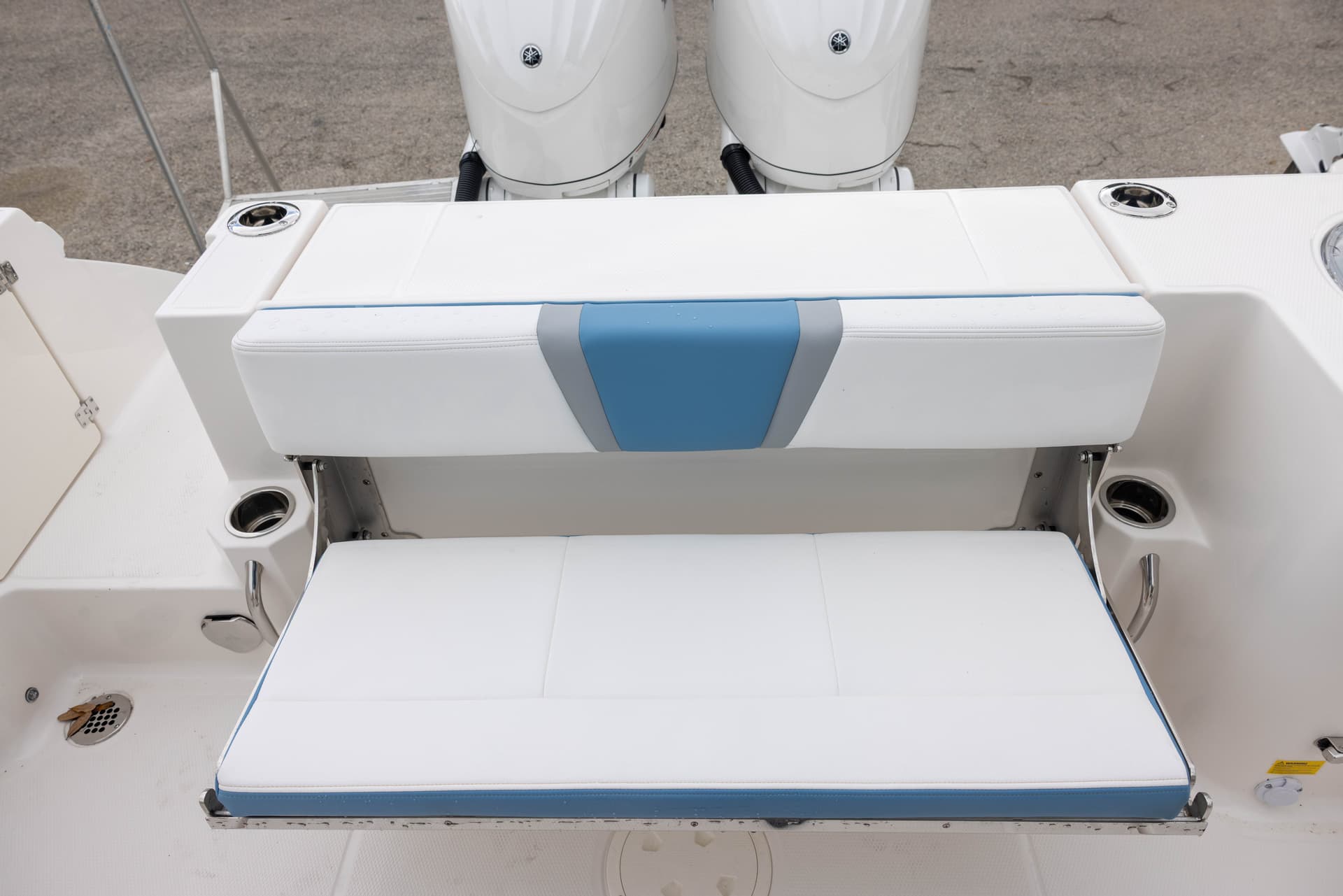 2026 Robalo R270 — image 14