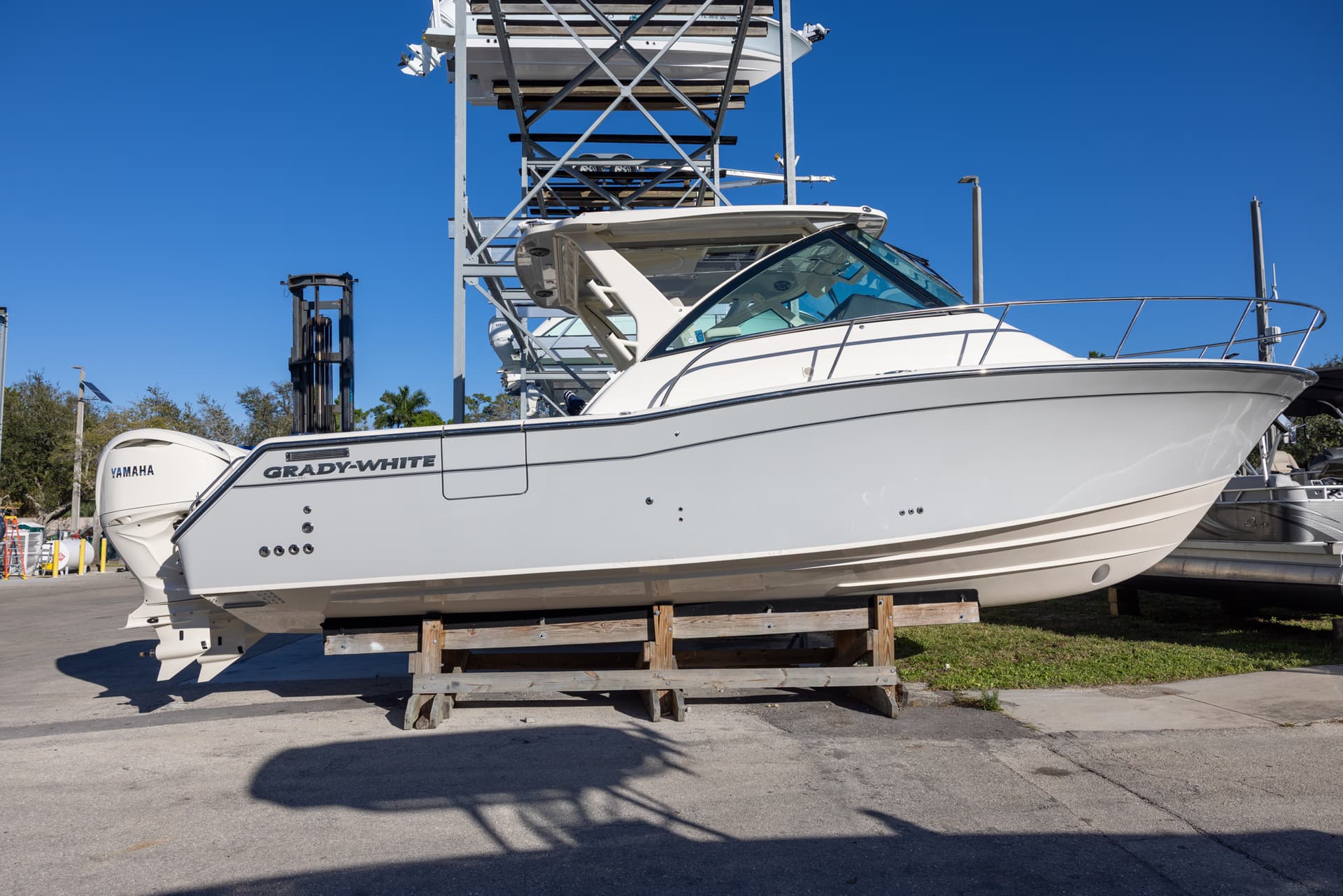 2026 Grady-White Express 340 — image 3