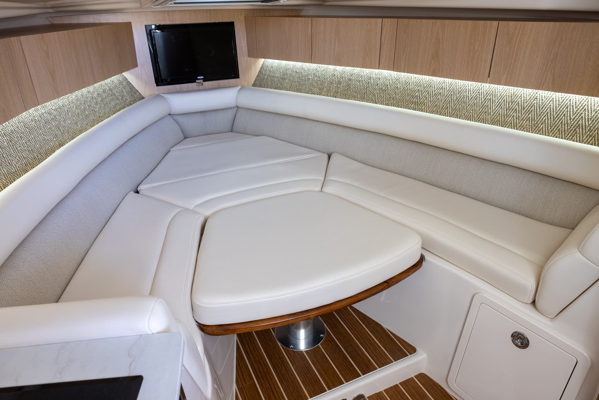 2026 Grady-White Express 340 — image 23