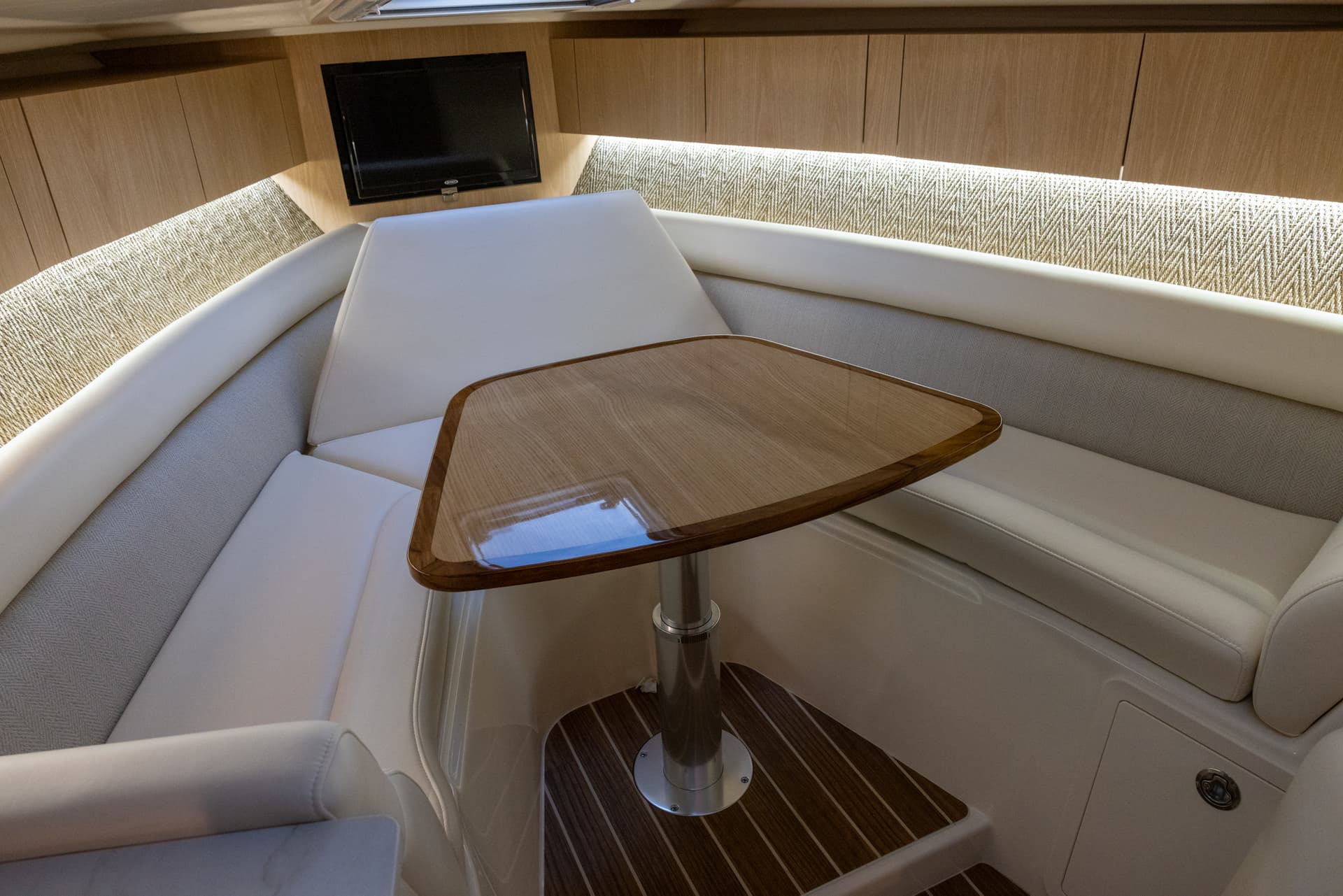 2026 Grady-White Express 340 — image 25