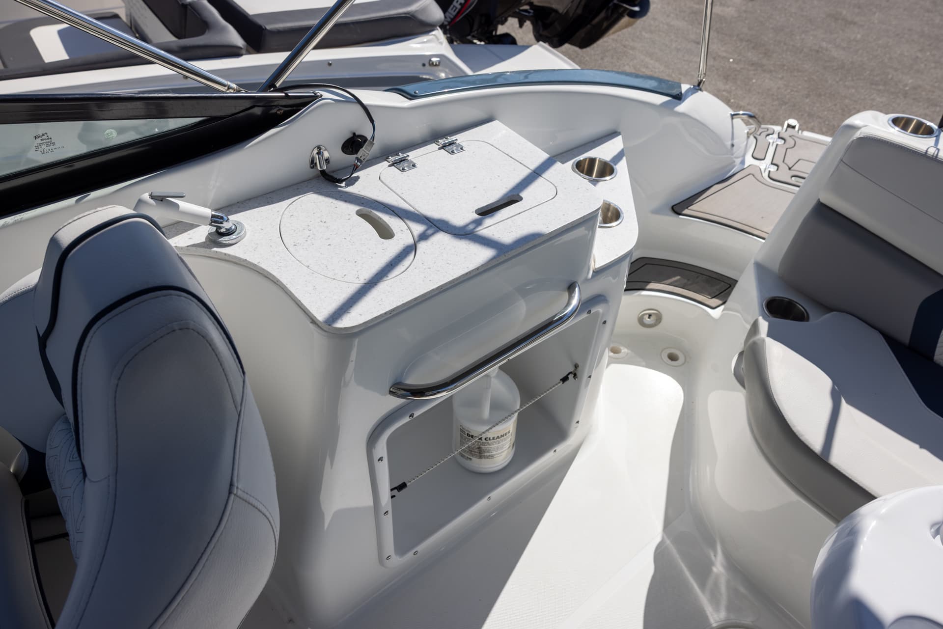 2023 Hurricane 2400 SD — image 11