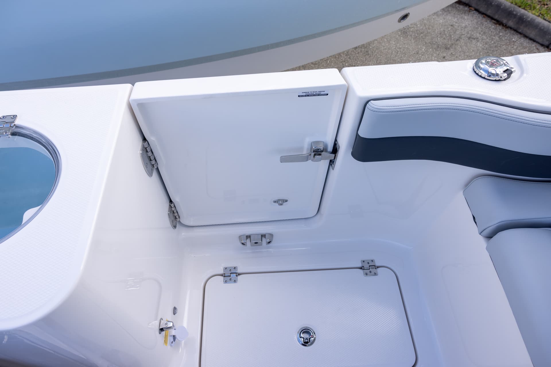 2026 Robalo R257 — image 19