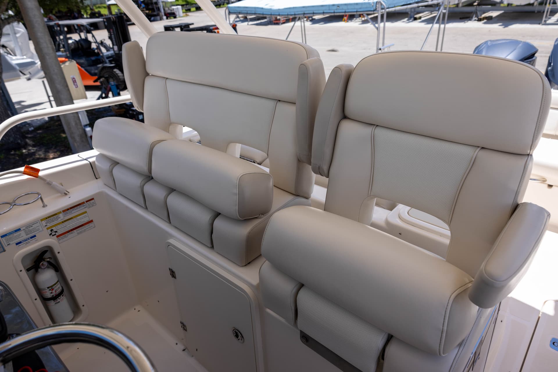 Thumbnail 11