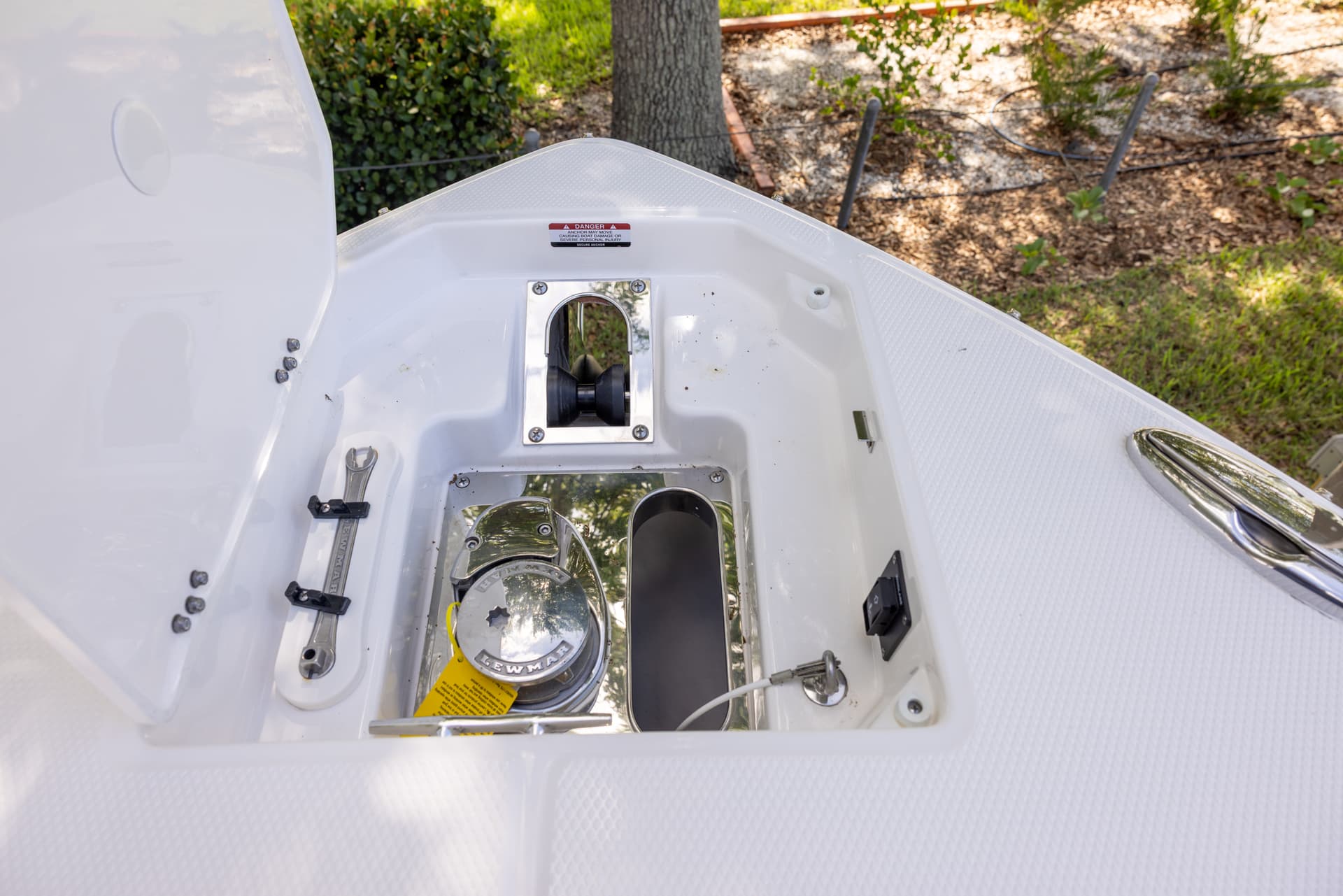 2026 Chaparral 310 OSX — image 8