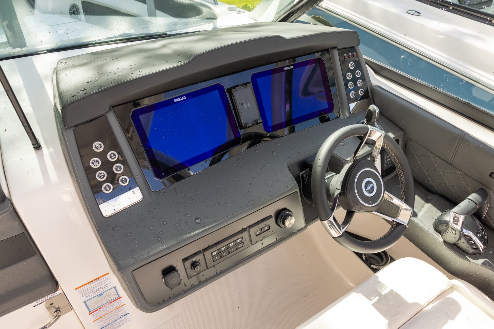 2026 Chaparral 310 OSX — image 15