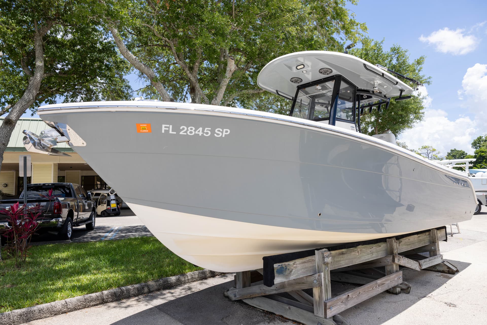 2020 Cobia 262 CC — image 1