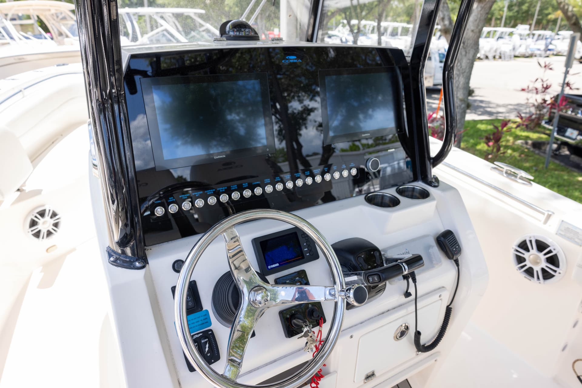 2020 Cobia 262 CC — image 12