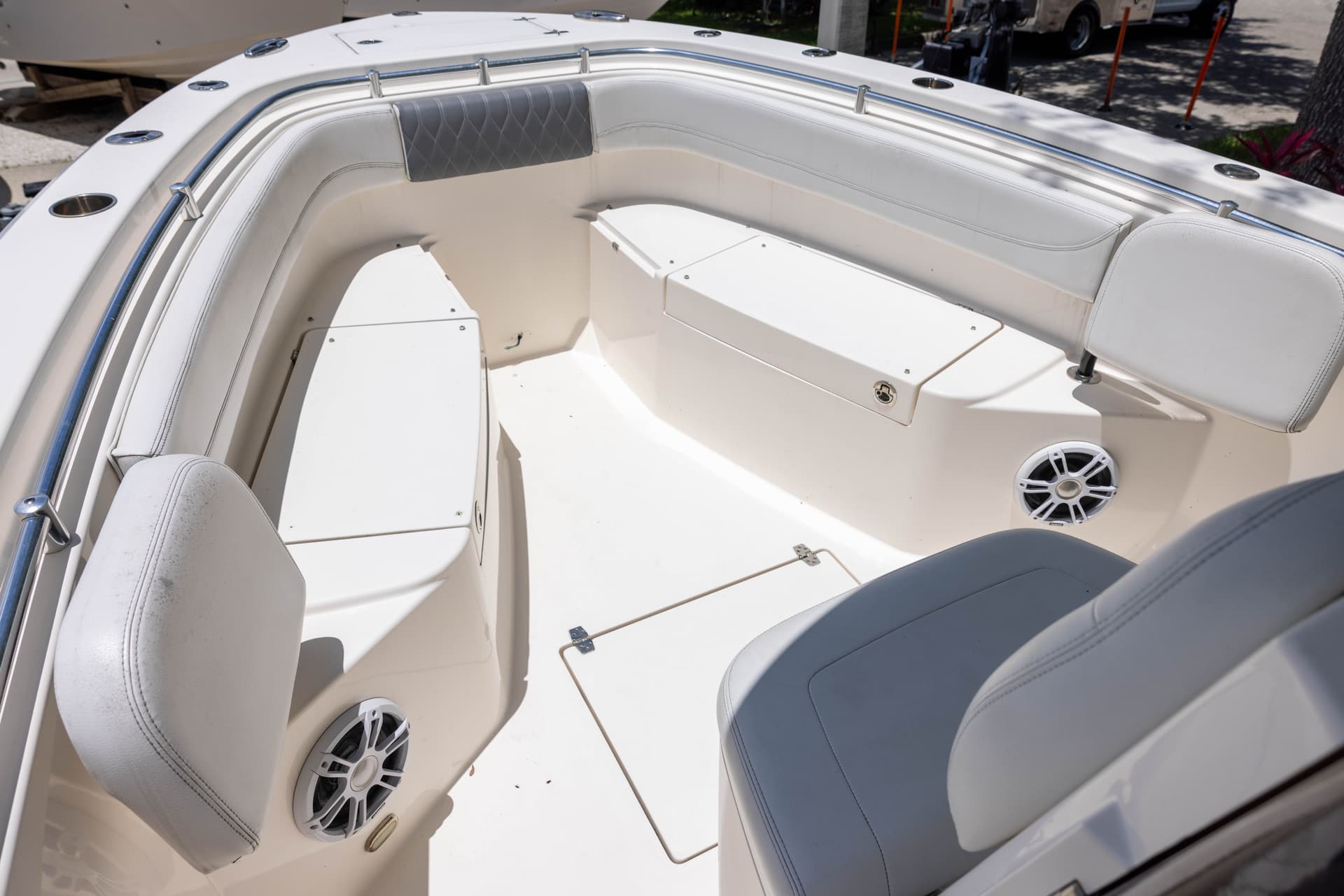 2020 Cobia 262 CC — image 14