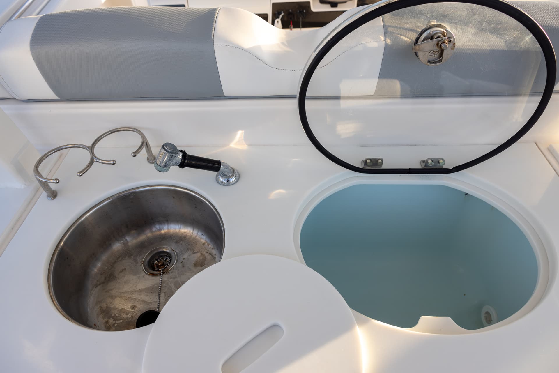 2020 Robalo R302 — image 14