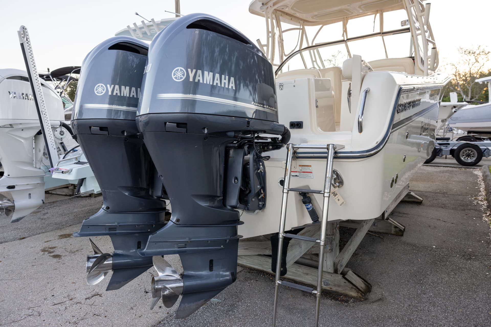 2018 Grady-White Freedom 285 — image 4