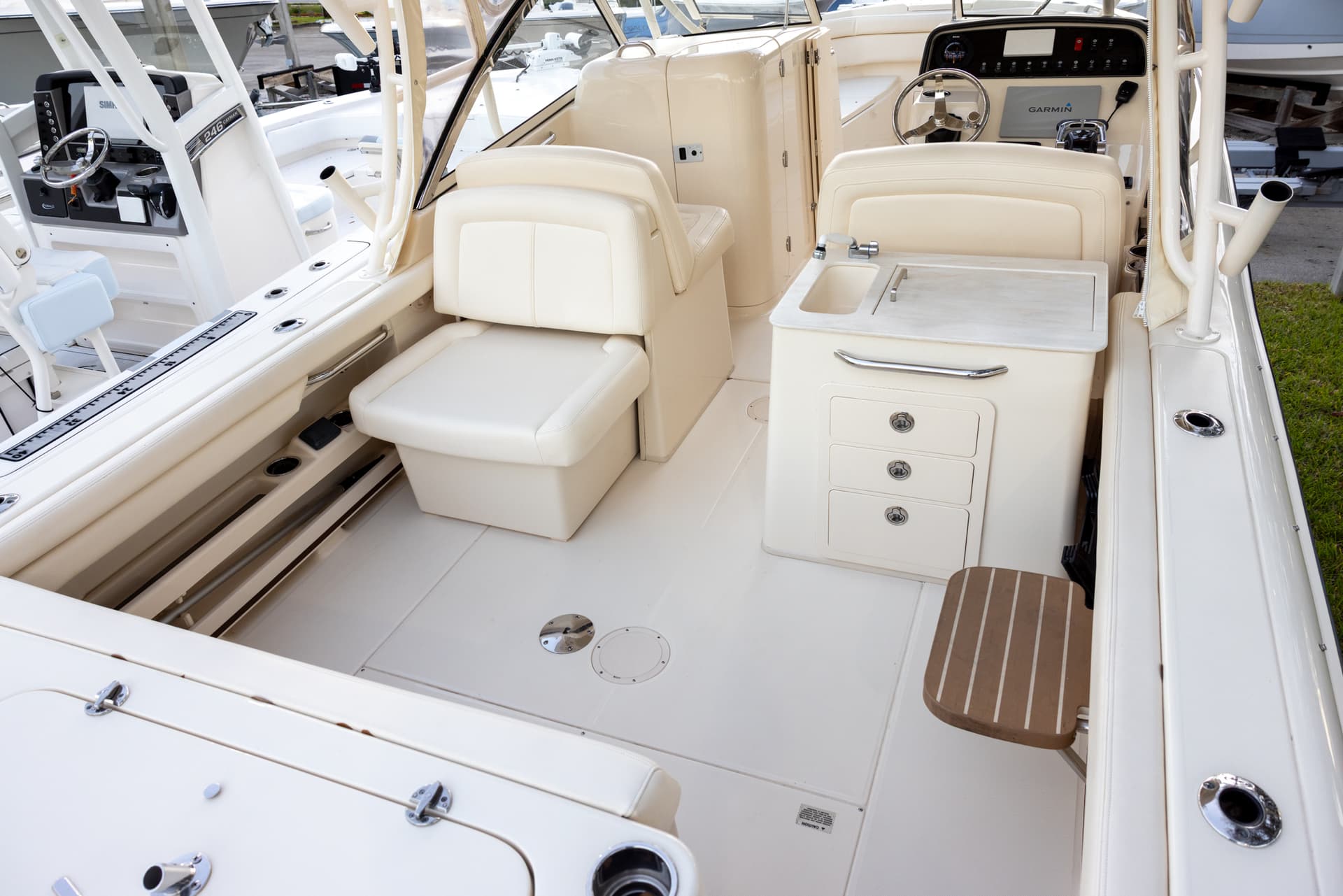 2018 Grady-White Freedom 285 — image 16