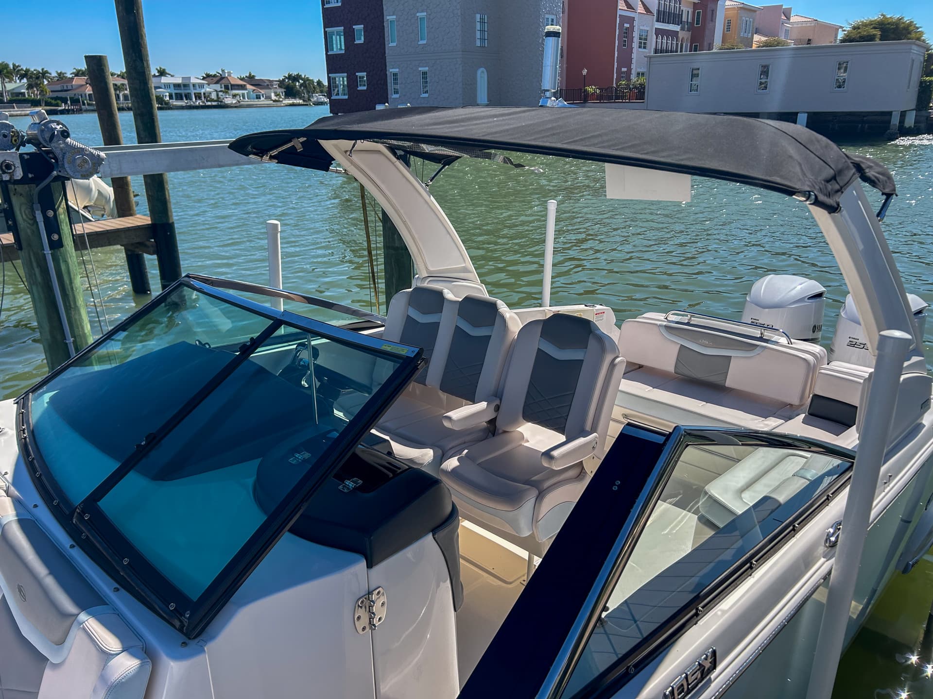 2021 Chaparral 280 OSX — image 6