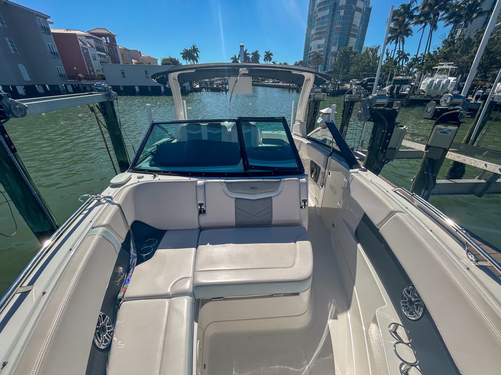 2021 Chaparral 280 OSX — image 16