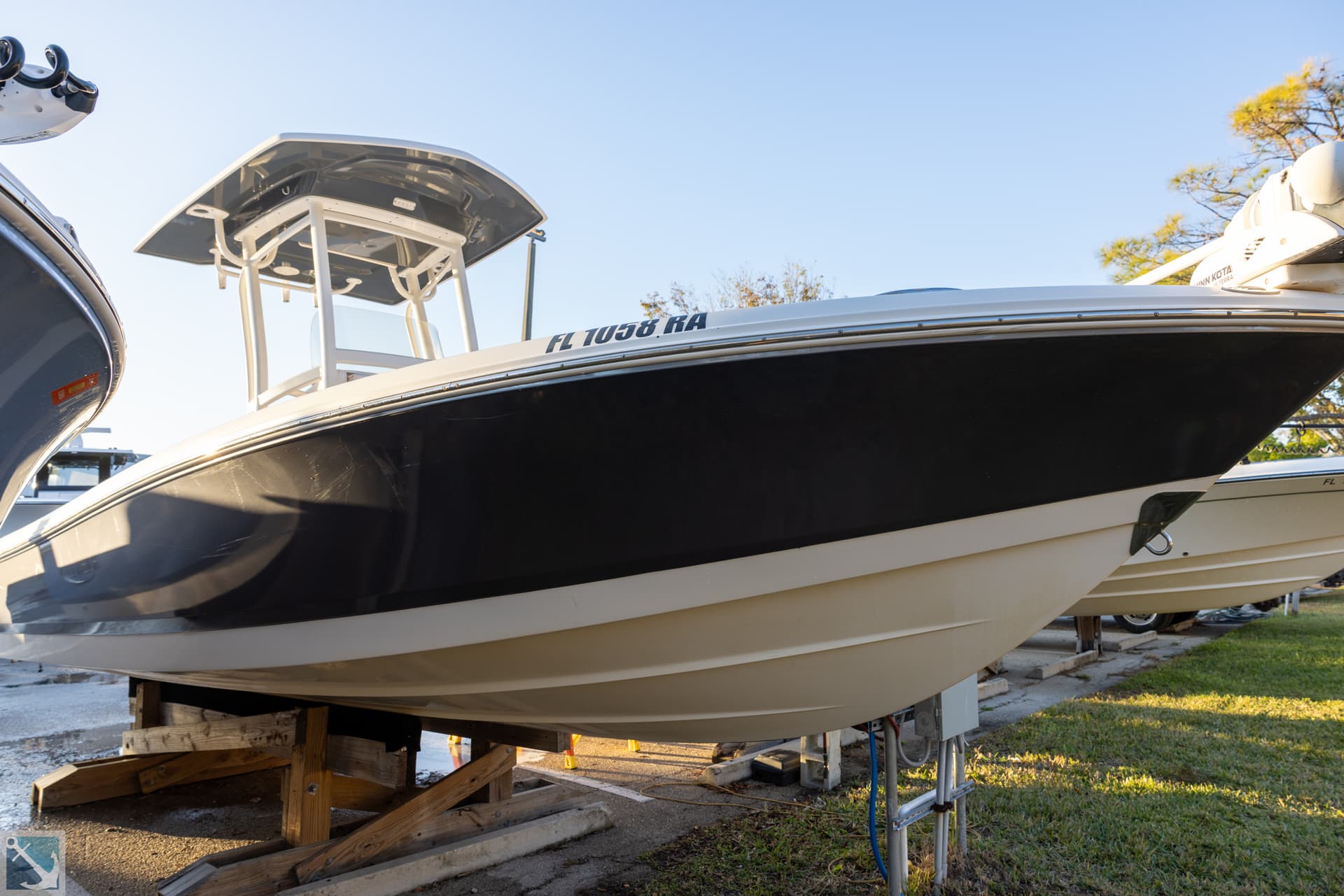 2016 Robalo 246 Cayman — image 1