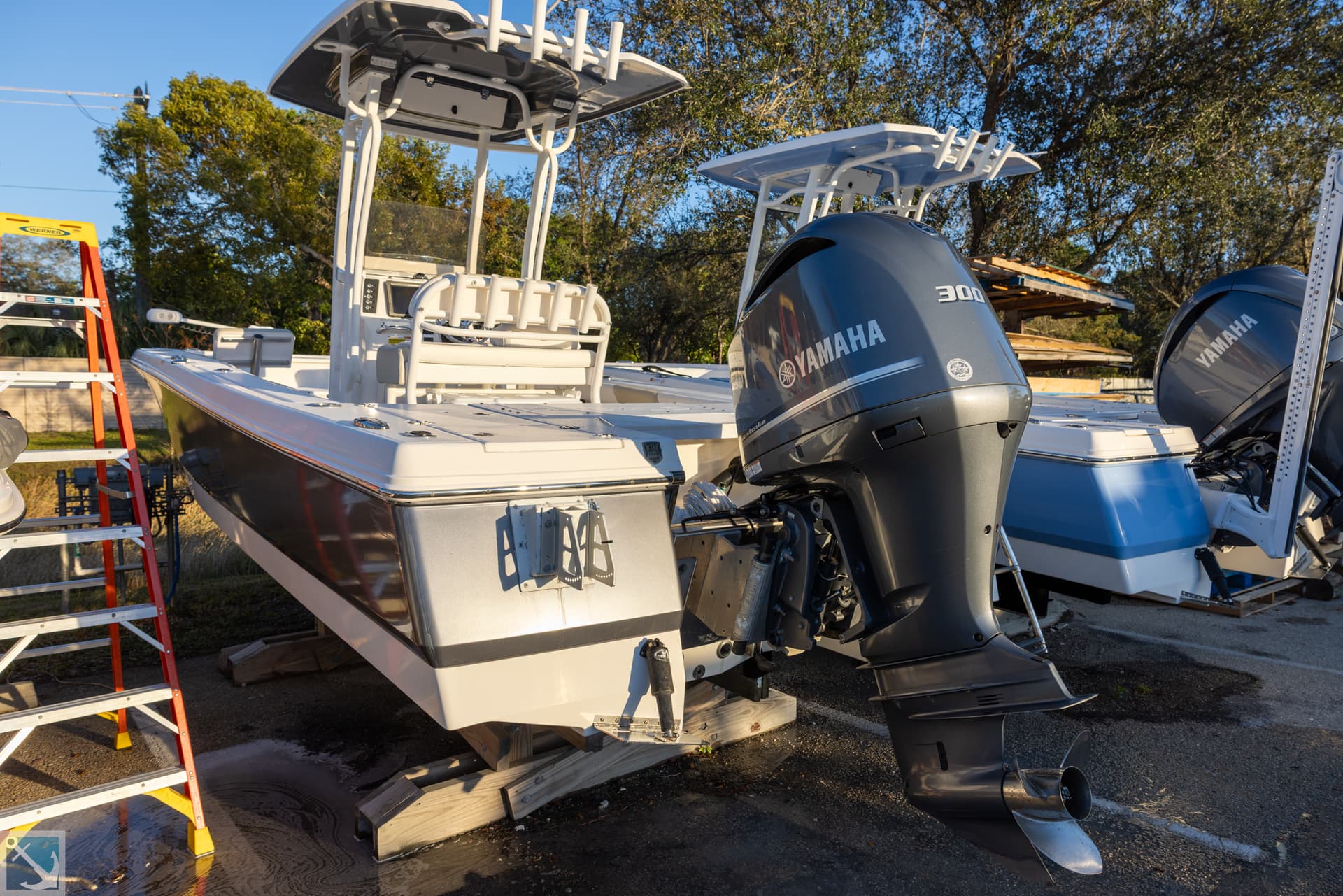 2016 Robalo 246 Cayman — image 3