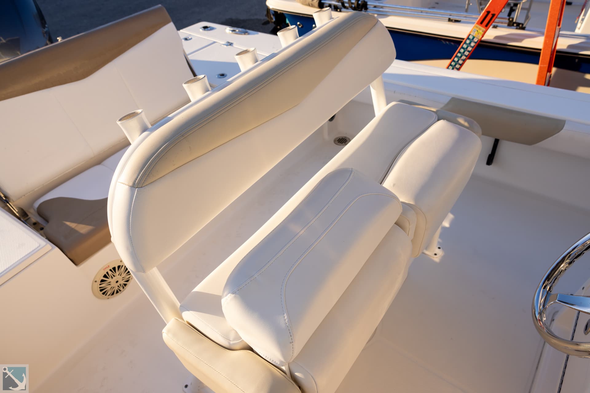 2016 Robalo 246 Cayman — image 8