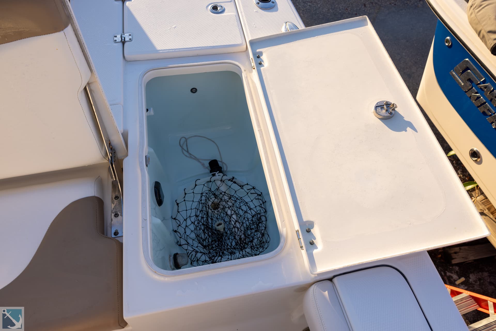 2016 Robalo 246 Cayman — image 18