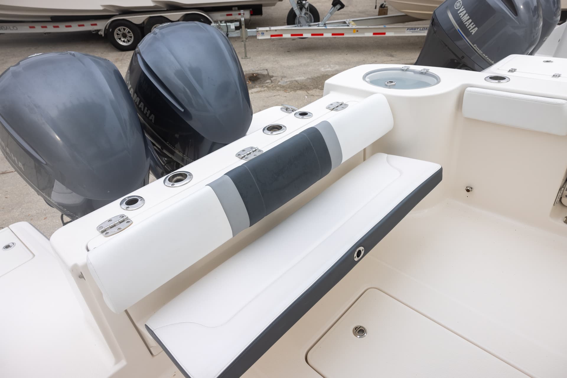 2021 Robalo R272 — image 16